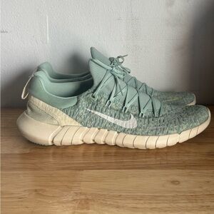 Nike Free Run 5.0 Olive Aura